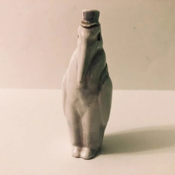 Vintage Penguins Pocket Flask with Cork Stopper  4.5 Inch Tall Figurines - Picture 16 of 16